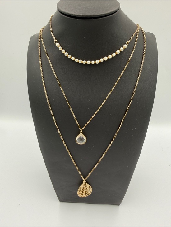 LOFT Jewelry - LOFT Gold Layered Necklace Set with Pearl Bead Choker